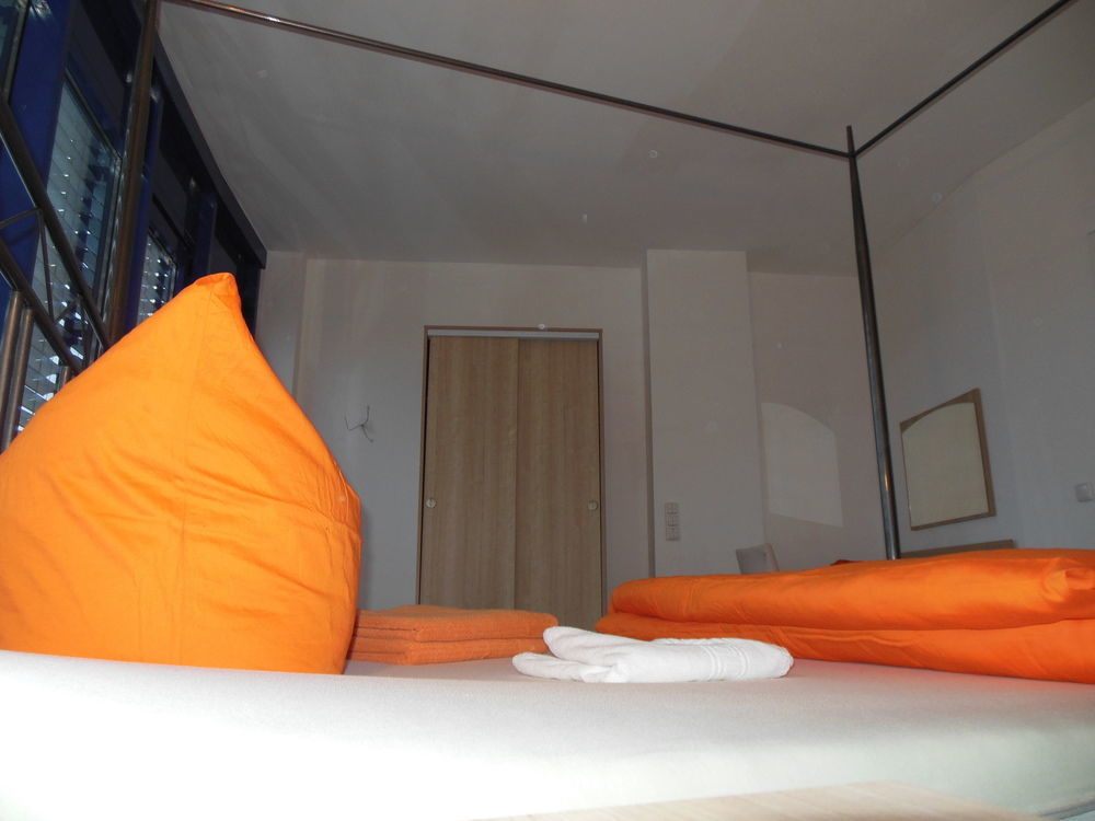 Lut10Her Sky-Fly Hotel ไลป์ซิก ภายนอก รูปภาพ